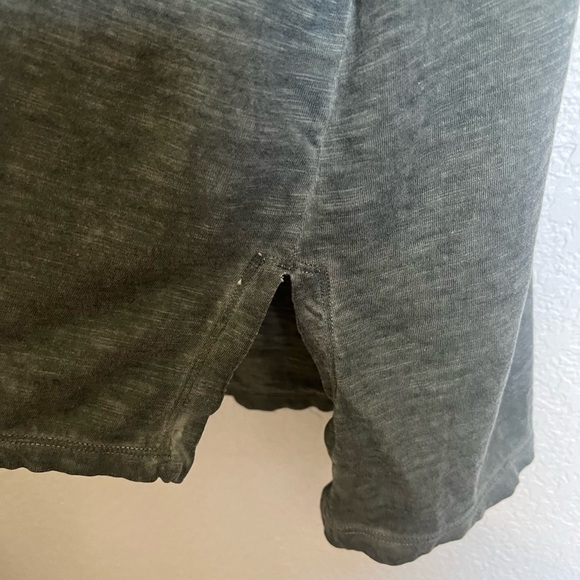 Eileen Fisher Pigment-Dyed Organic Cotton Crew Neck
Tank - Picture 9 of 10